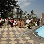Boutique Puur Zee - Adults Only מלון