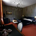 Boutique Puur Zee - Adults Only