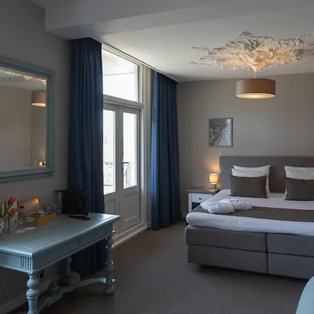 Boutique Puur Zee - Adults Only