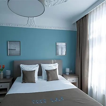 Boutique Puur Zee - Adults Only